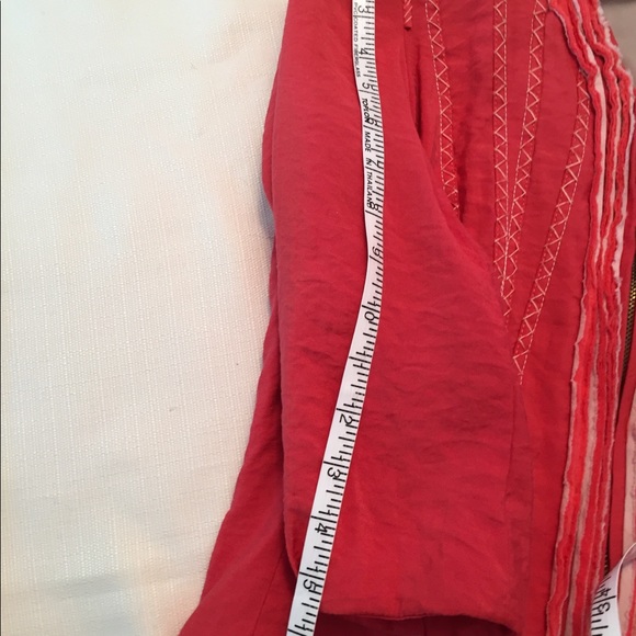 Ruffled Jacket w/Lining 3/4 Sleeves Great Details - Picture 9 of 16